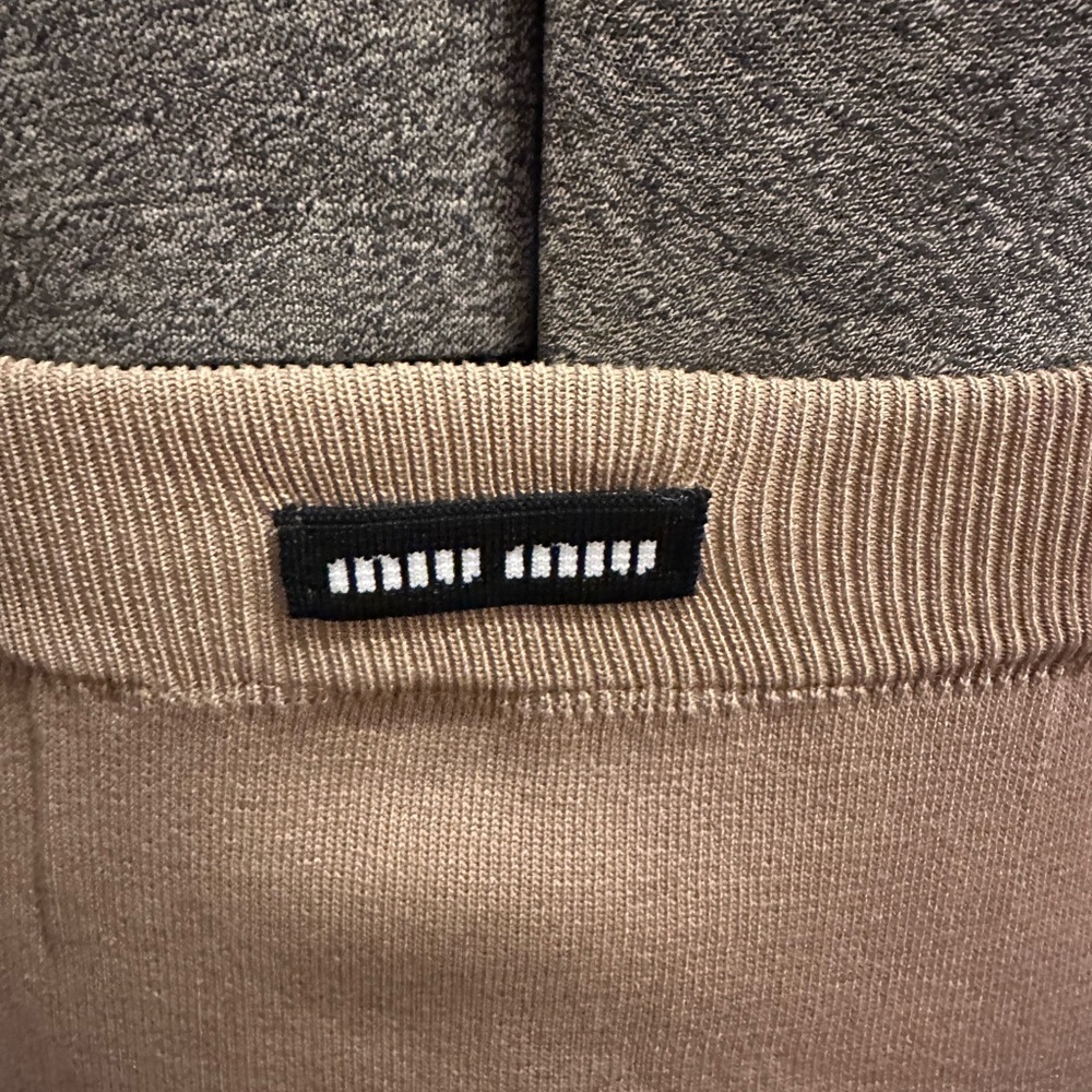 Miu Miu Beige Knit Two-Piece Skirt Set - Picture 6 of 6